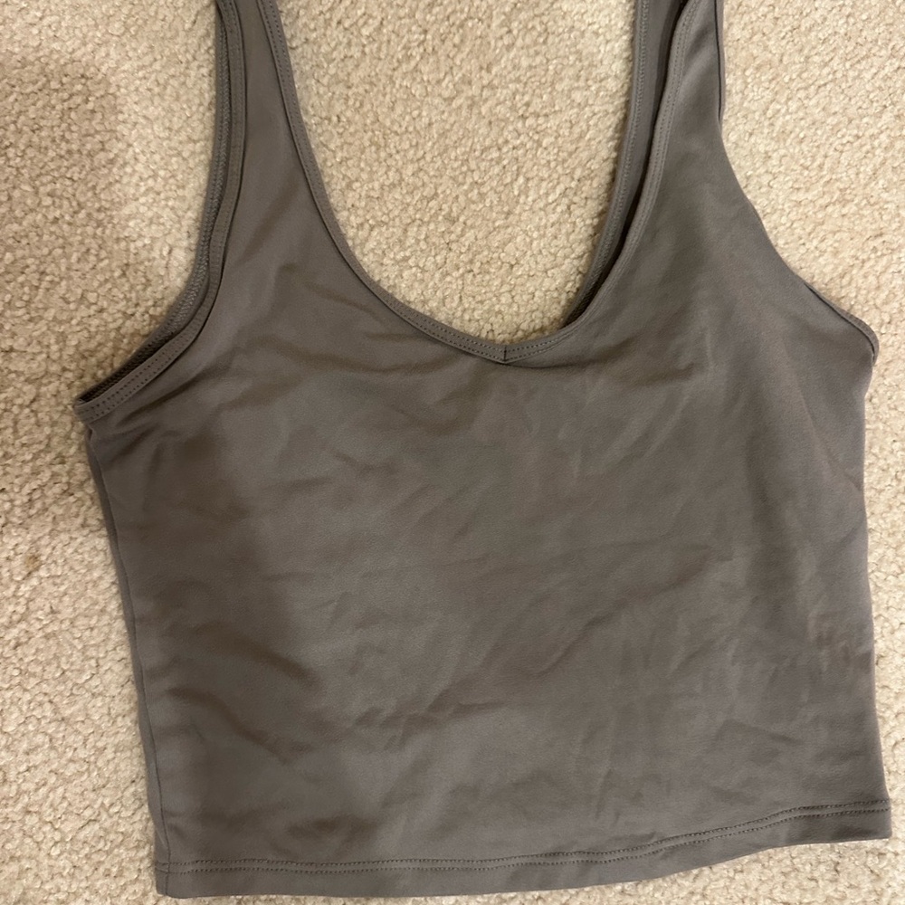 Women’s Tank Top Bundle - Picture 5 of 5